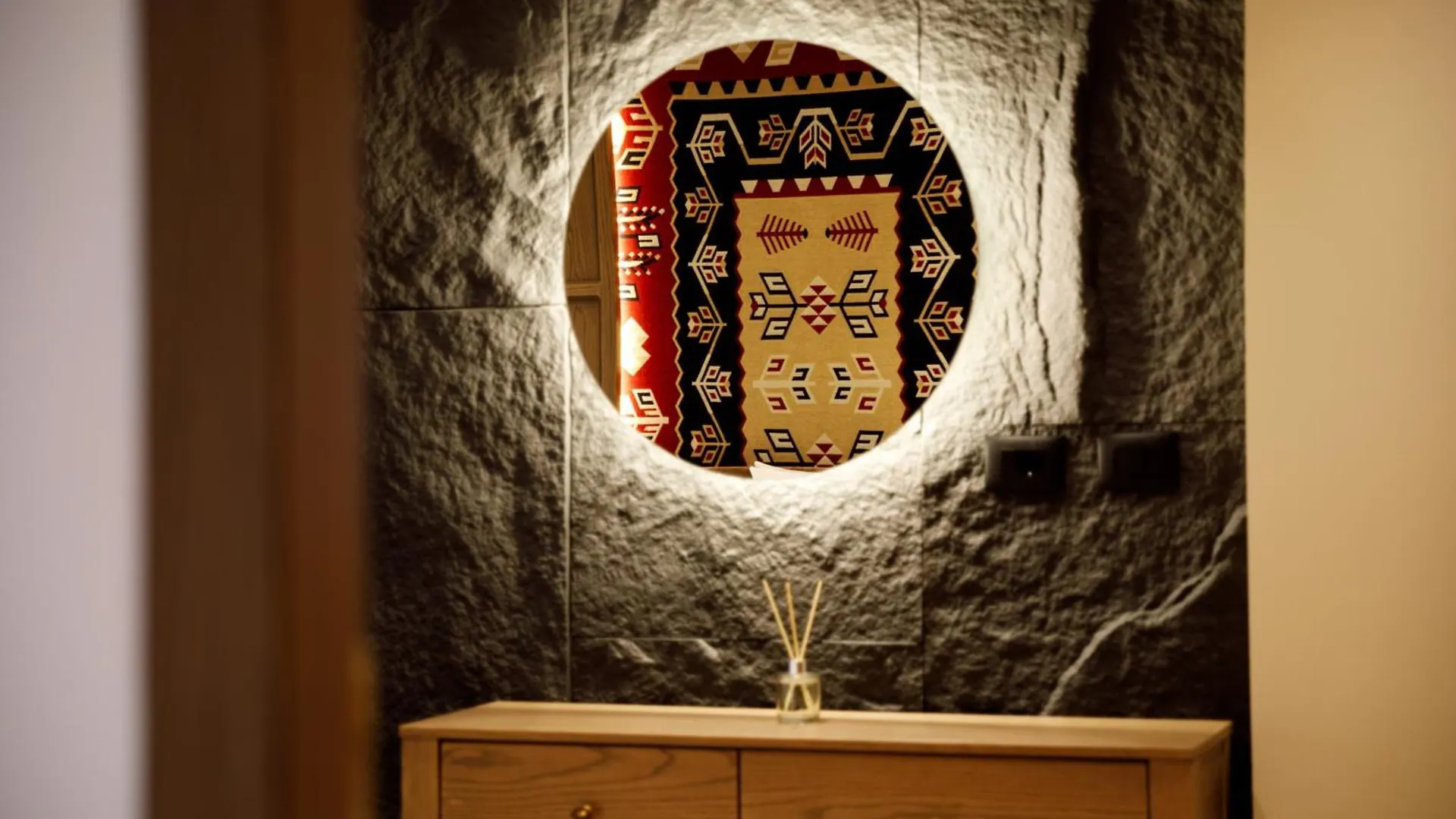 Sunny Hill Boutique Hotel Gjirokaster 3*,