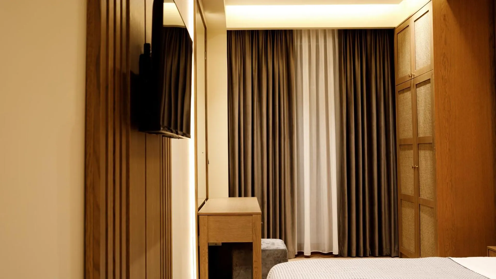 Sunny Hill Boutique Hotel Gjirokaster