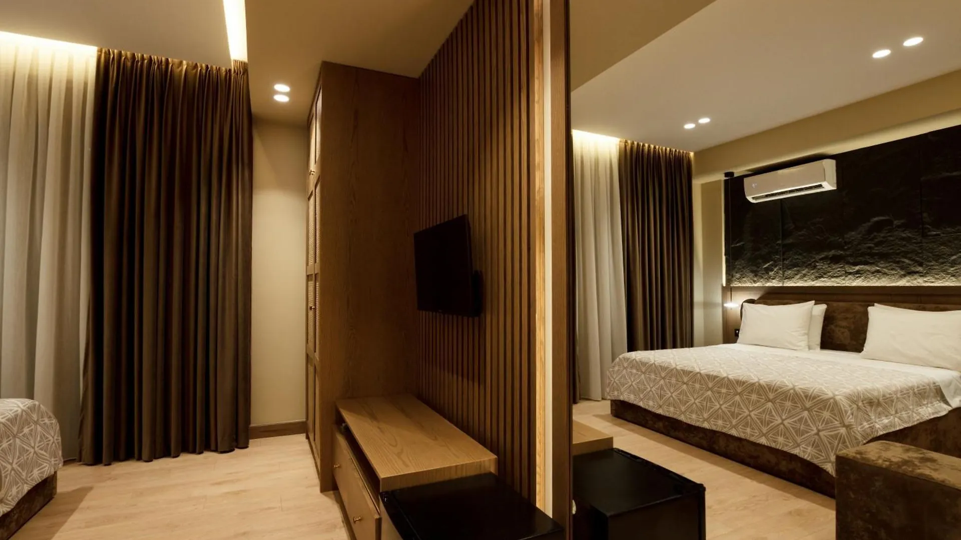 Sunny Hill Boutique Hotel Gjirokaster