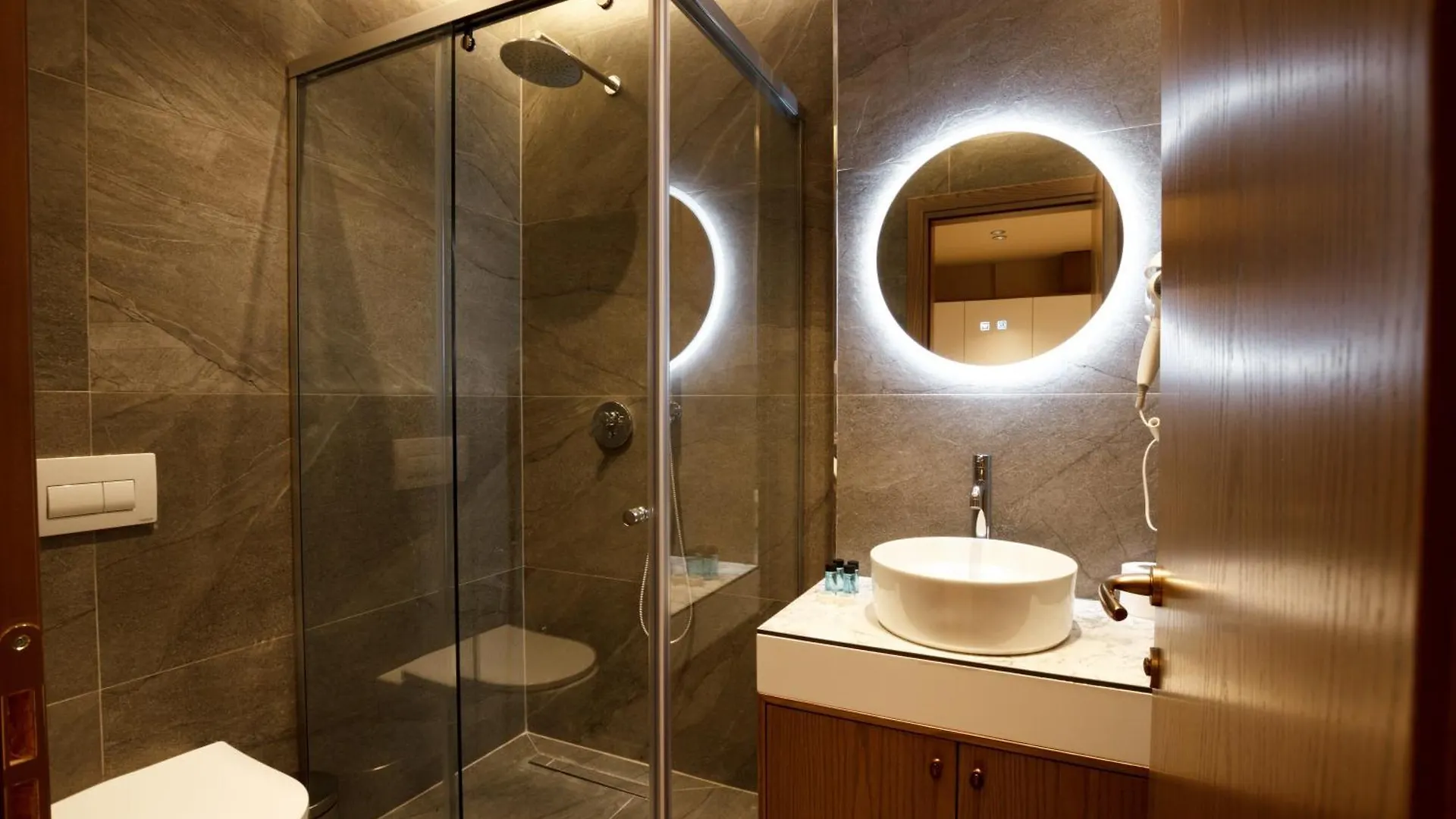 Sunny Hill Boutique Hotel Gjirokaster Albania